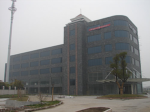 ��������÷��·��·3�㹲1.25��ƽ�׳����칫¥����,6000ƽ�׾Ƶ��ù�ת�û����