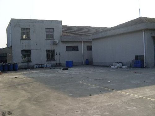 ��������÷��·˫��·԰������1700ƽ�׵��㳧������