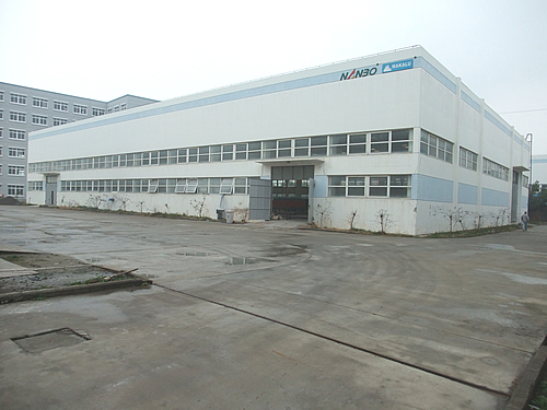 ��ɽ��������ũ��ҵ԰2580ƽ�׵����װ�г���4664ƽ�����㳧������