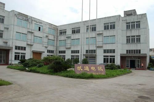 ��ɽ�����ϳ�·1400ƽ��/�㹲2���׼��������/�ײ���г�