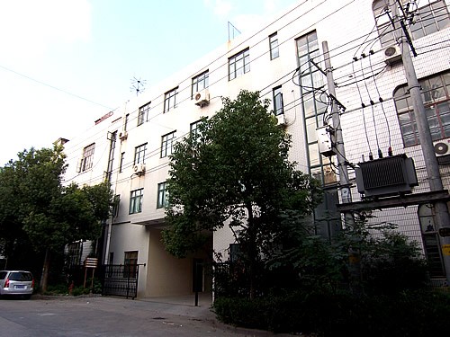 ������ݷ��·1258��¤�˹�ҵ����4��¥1200ƽ���ױ�׼��������