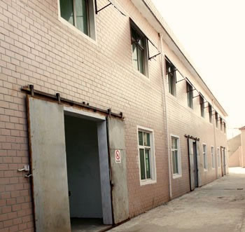 �ֶ��Ž�����·73��1700ƽ�׳�������/500ƽ����ɷ���