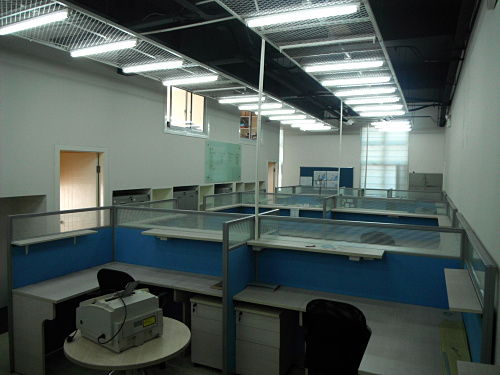 A8022 �Ϻ���ݷׯ��ҵ԰������·������·�д�·250ƽ���������׼�����ֿ�칫¥����