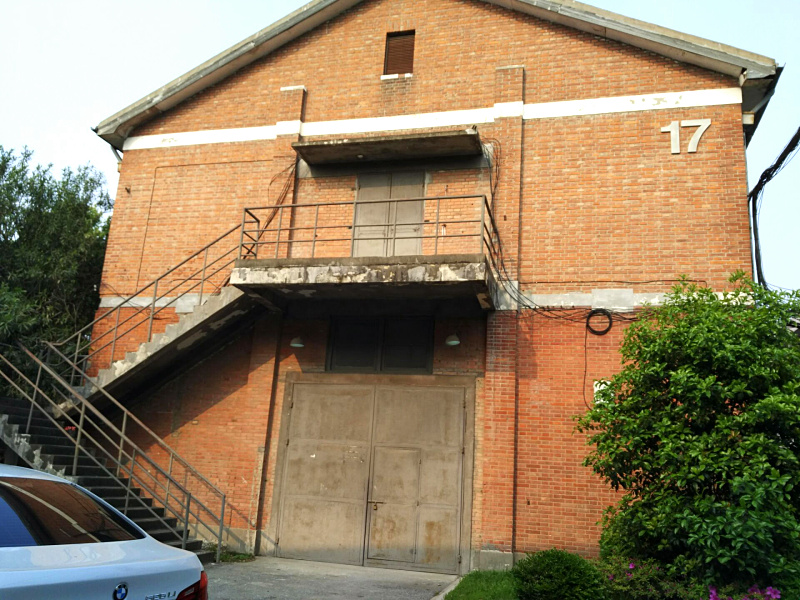 A8088 �ζ������ǵ�԰�����˹�·1188�Ŷ�¥370ƽ���ס�55ƽ��һ¥�������� �Ͻ���