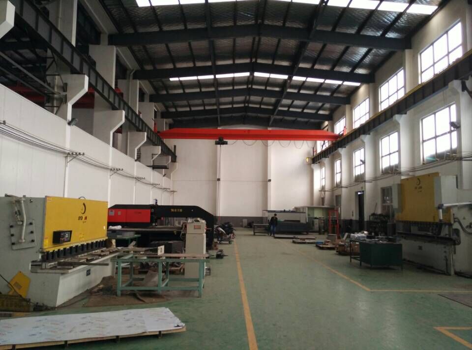 G0821  �ζ�����1600ƽ���׵�����г� ���ӽ��豸�ĳ����ֿ� �������