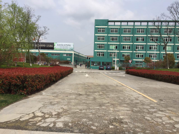 G1625 ���˺����к������ÿ����� ��Ժ3.5�򵥲��㳧���칫¥����4-6ë/ƽ/��