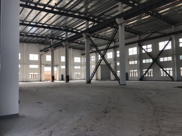 A8217��ɽ��ɽ����ͤ����·ɽ��·�Ϻ��м���ҵ��104�ؿ��׼�������� 1500ƽ����