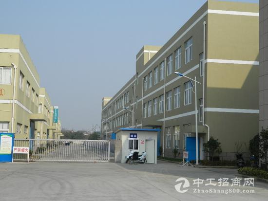 G2010���˺����������� 17��ƽ�ױ�׼���㳧�������ж��ƽ̨��װ�г�