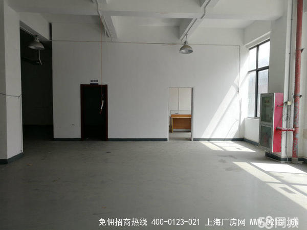 G1983 �ɽ� ����ͤ ����·����䵷�· ������ 1.8�򷽶�㳧���칫¥չ������ �ɷ���