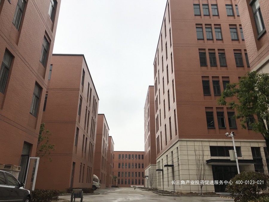 G2320 联东U谷-南京经开栖霞国际企业港 独栋大平层厂房出售 可分层 6500元/平