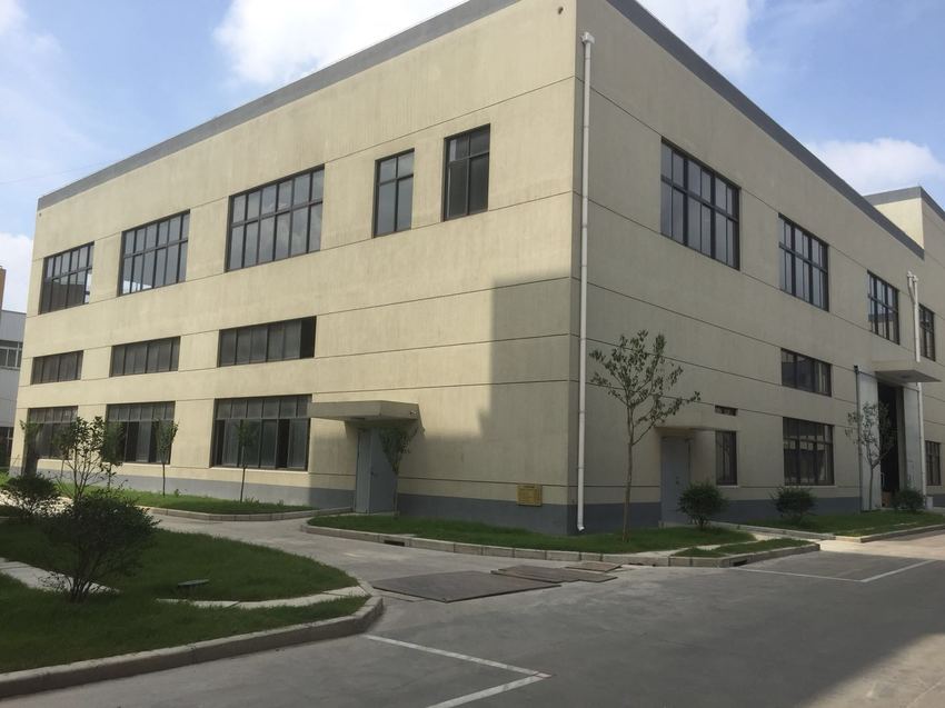 A8371 �ζ���ͤ԰��·10000ƽ���³������칫¥���� 500ƽ������ ���6�� ���1.2Ԫ��