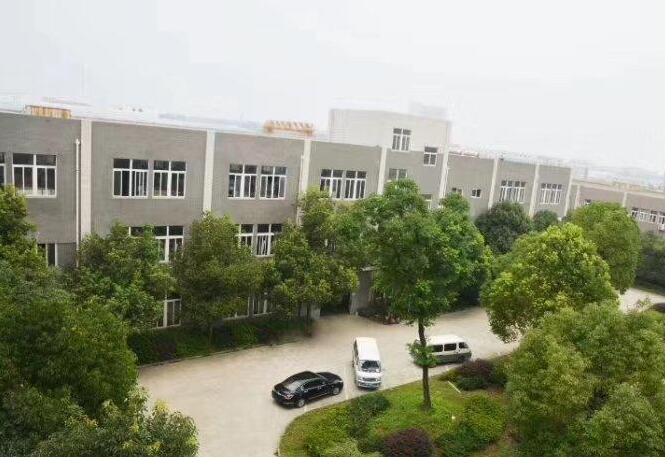 �����³� �ֿھ��ÿ�������ݺ· ���� 9000ƽ�� ��԰ʽ��������