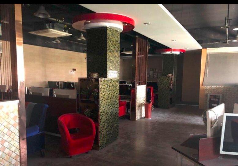 �Ͼ������������� ���� 300ƽ ���ֿ̲�칫¥��������