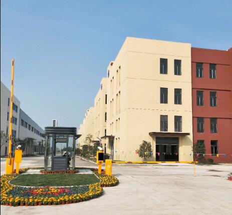 �Ͼ��������� ���� ���� ����8���Ͼ��ÿ�����վ �������� 4000ƽ��