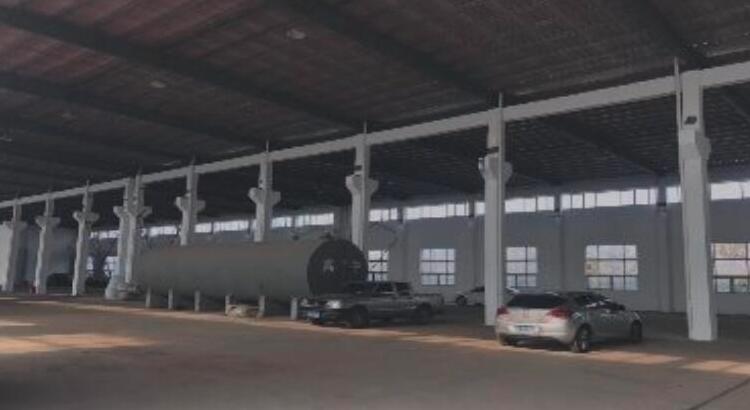 �Ͼ��ߴ������� ��Ϫ· 1980ƽ���׵��㳧������ ���8�� ��װ�г�