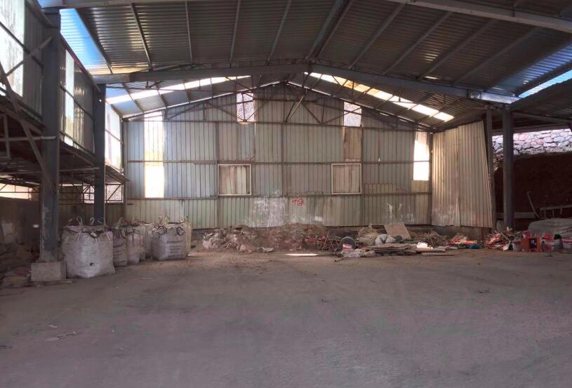 �Ͼ�����������Ȫˮ��������2000��ƽ����