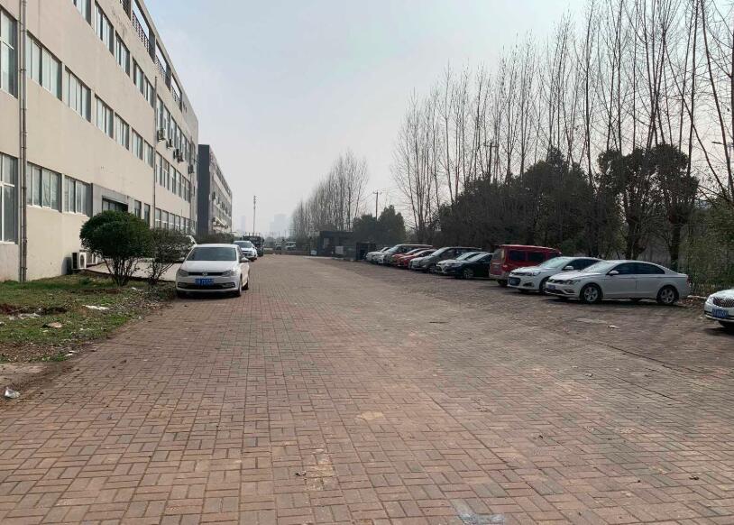 �Ͼ���������1.5��ƽ���׳����칫¥����  �ʺϲִ������̡��з������ޡ�ͬ�����͵�����Ⱦ��ҵ