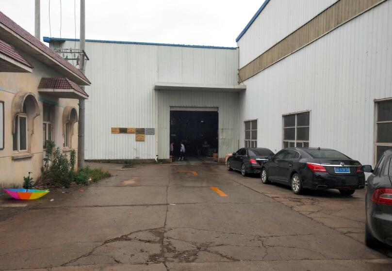 �Ͼ���������1800ƽ����11��6��10���г��󳵽������� ����