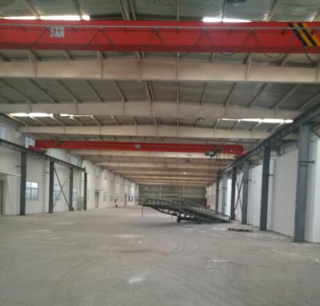 ������ѧ԰ ���﹤ҵ԰�����ⵥ��ש��ṹ����8000ƽ��