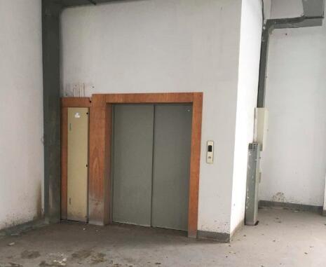 �Ͼ���������Ϫ�ֵ������· ������� 1800ƽ�׳�������