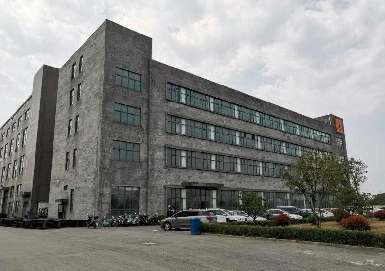 �ɽ����� 104��� G15G60���ٿ� �ɷָ�150ƽ���� �����ֿ��з��칫¥