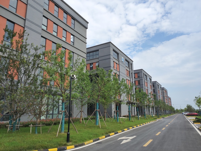 ​�Ϸʷʶ��������� �ʶ�ѭ������ʾ���� �ɷֲ����600ƽ�� ������������1200ƽ�� �۸��̸