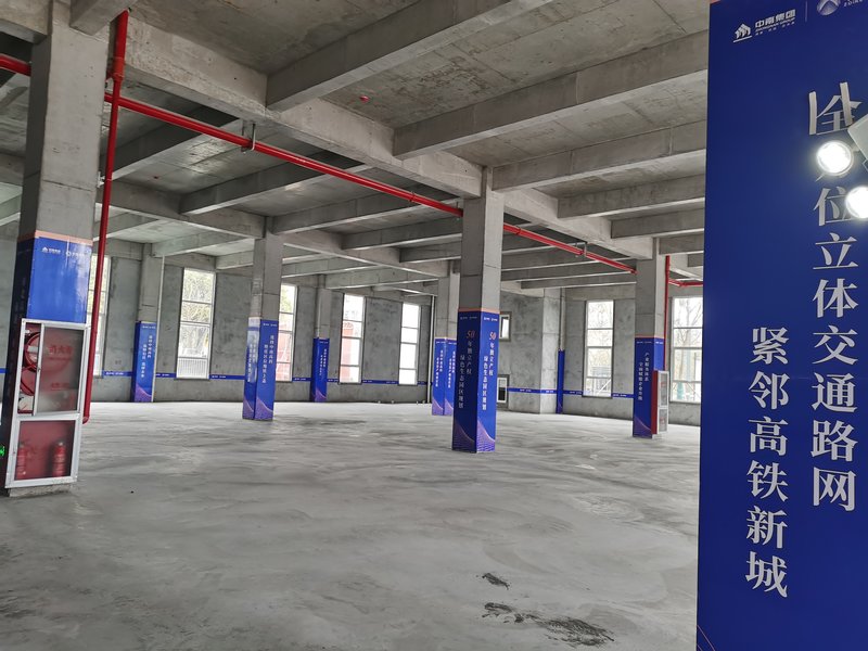 ��ͨ�б��������������Ӳ�ҵ԰ ��׼�з������������ ����ֱ�� ����վֻ��3վ����  2000-800