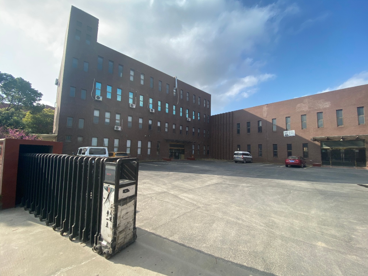 W010�ɽ���ͤ�󷿶������ֿ���� 1500ƽ�����������㳧���ֿ�ɰ컷�����ɷ�һ��