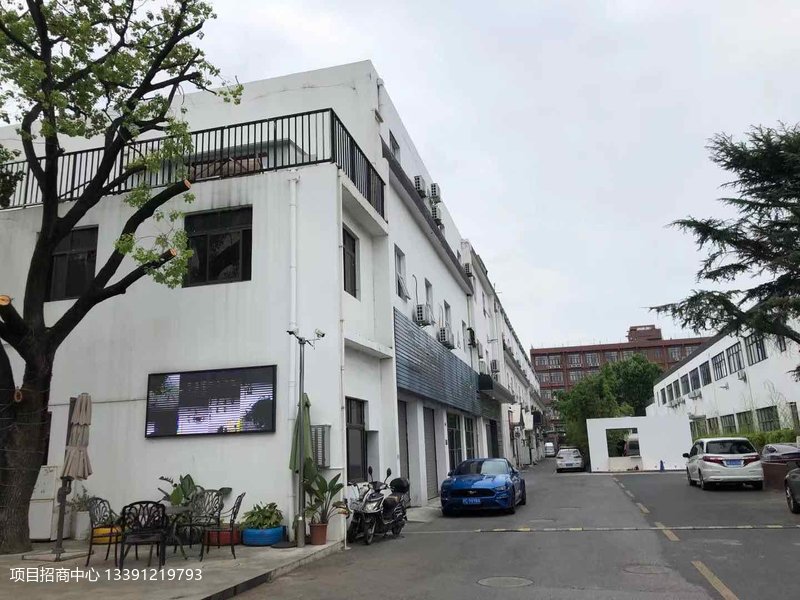 ��������Ź⻪·�д�·�Ļ�����԰ �ʺ���ë�����򣬸߶�8��  �����ֿ���� 75ƽ����