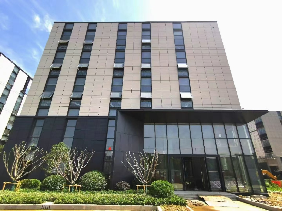 ���ݳ����ǳ��ǣ�������ɽ�羰����3.5���׼�з�����