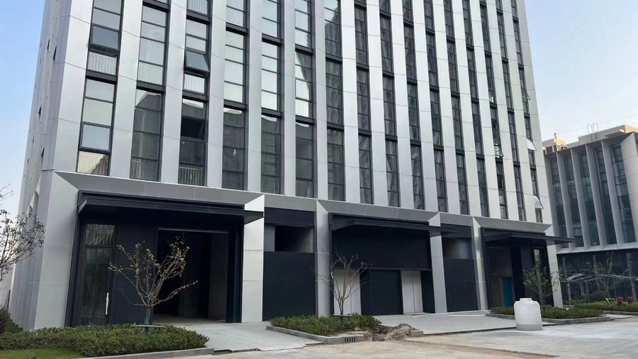 �����ǳ��� ���ݳ�����ɽ�������߱�׼���ȫ�³������� 1640ƽ����