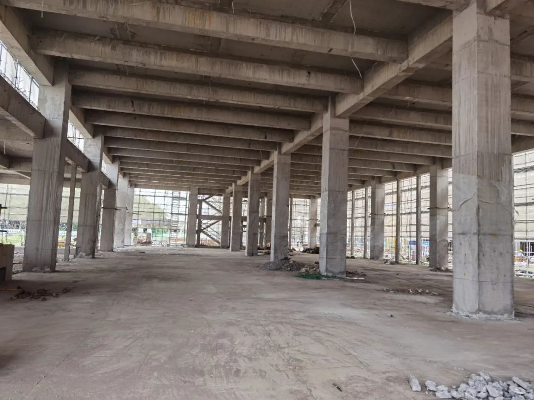 �ַ��������Ϻ��ɽ���չ���� ����ͤ����վ���ɽ��������׼ͨ���з��������� �����̳�����н� 1300