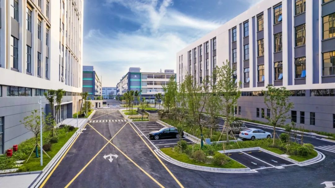 �������ʡ�����̫�ֿƼ���ҵ԰ �Ϻ��ζ��� �߱�׼�з��������� ��ƽ�㳧��300-850ƽ���� ����2