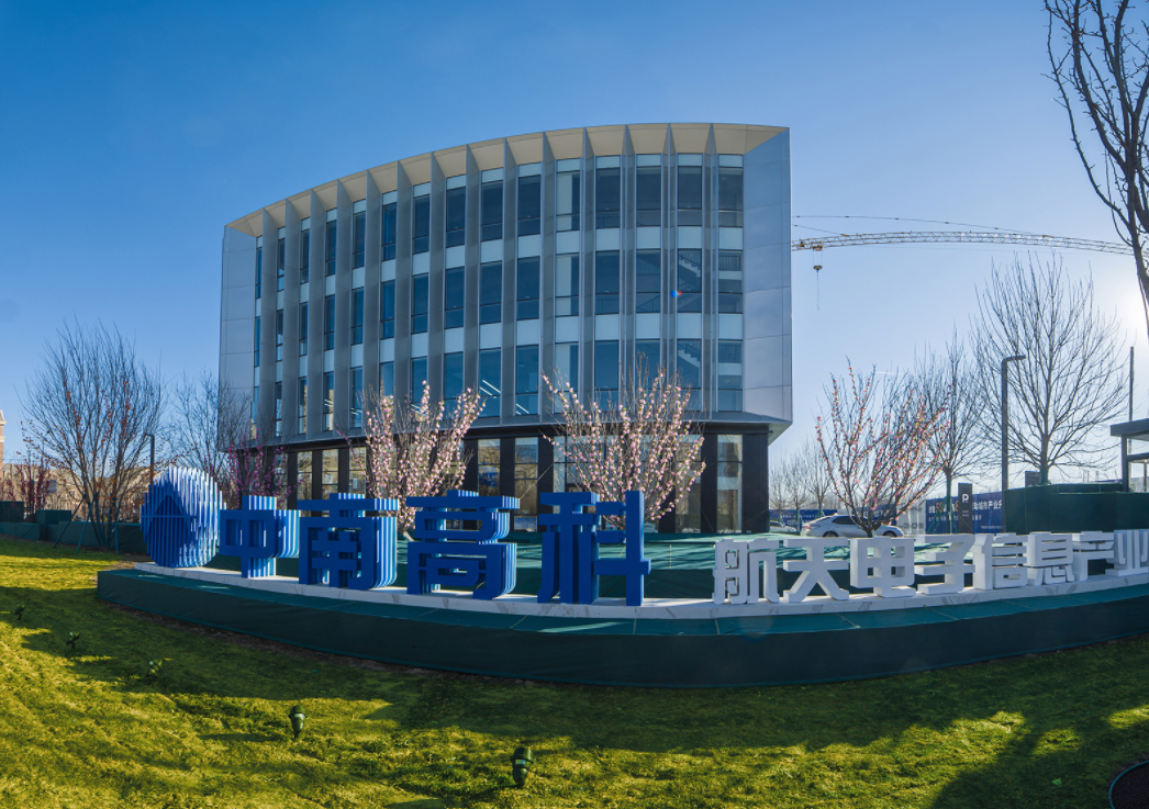 �����������Ϣ��ҵ԰���̰���ҵ�µر꣬4300Ԫ/�O��׼����������ѡ��