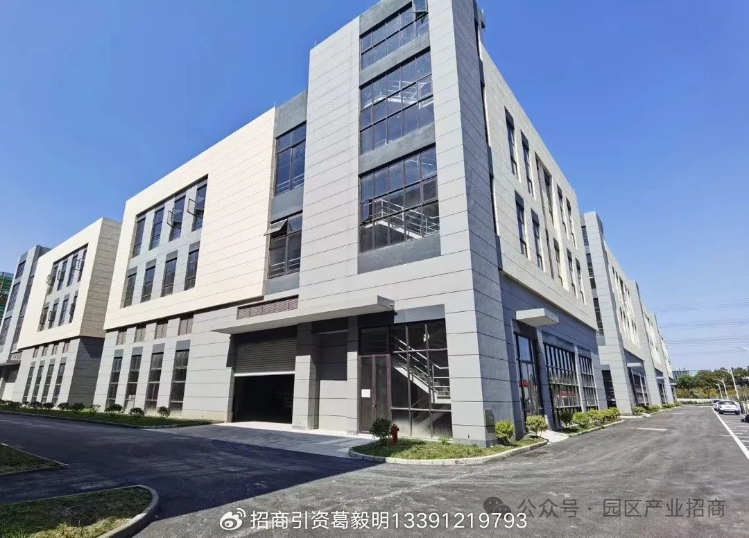 �ɽ���104������������2450�O���㣬һ¥7.5�ס���Ӳ��Ҫ��ȫ�³�����������֤���ɽ����ɽ�����