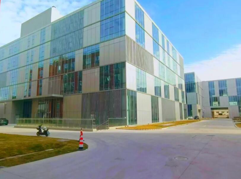 �Ϻ��ɽ�104����½��������� ��С�ɷָ����